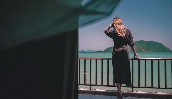 Les Secrets pour Trouver la Parfaite Villa avec Vue sur la Mer à Sanary
